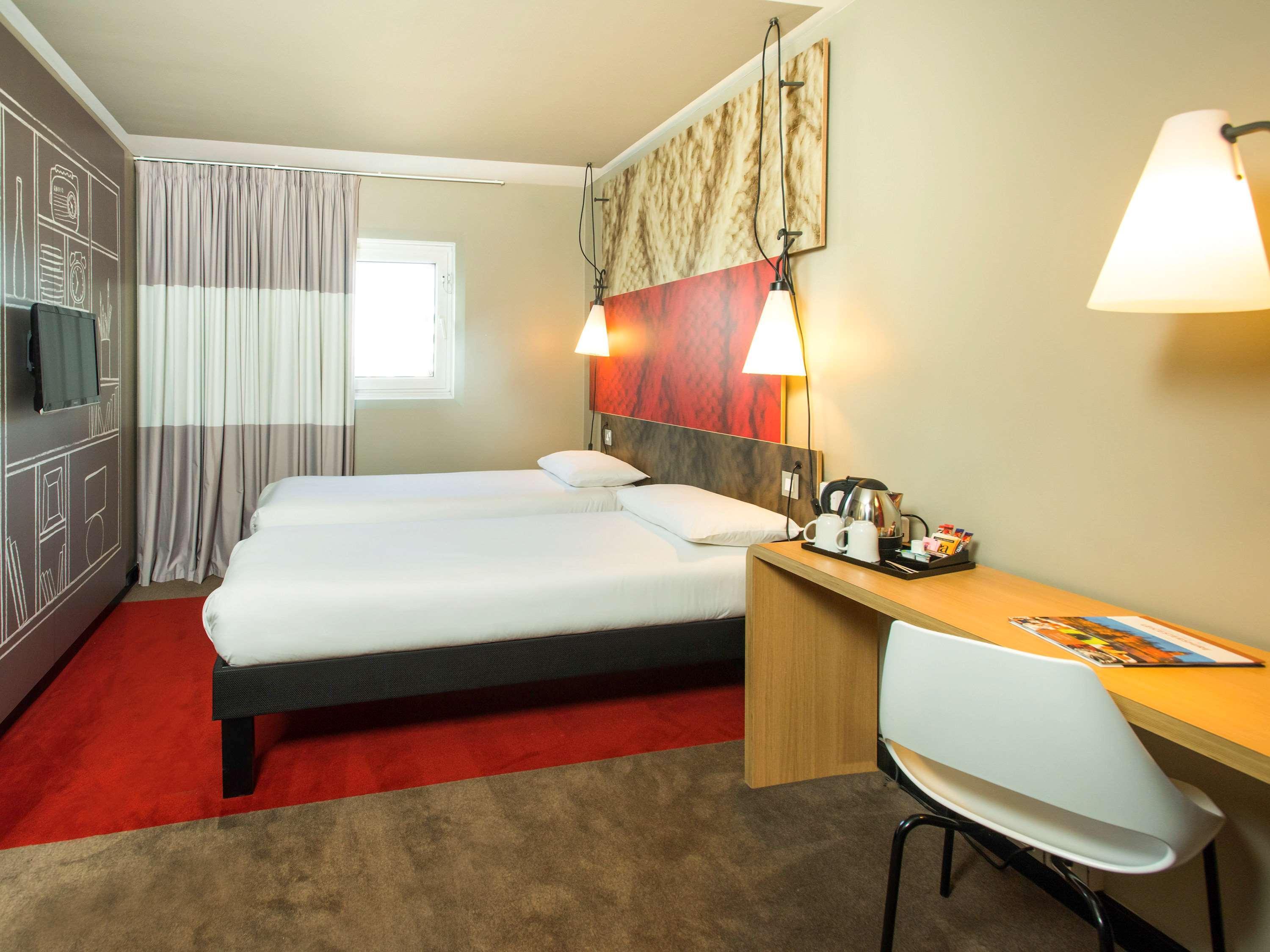 Ibis Sheffield City Exterior foto
